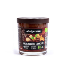Carica l'immagine nel visualizzatore di Gallery, Crema spalmabile al cacao, con anacardi e nocciole. Dolcificata con zucchero di canna.