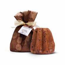 Carica l'immagine nel visualizzatore di Gallery, Pandoro al cacao e gocce di cioccolato - 750 g